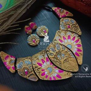 FLORAL PATTERN TERRAMETRIC NECKLACE