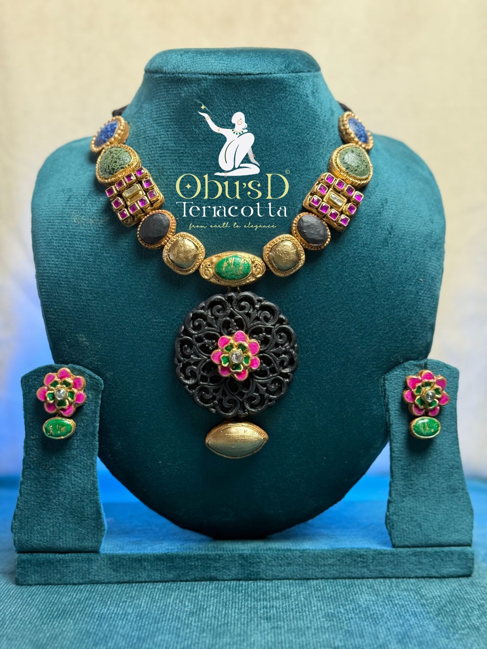 KUNDHAN MEENAKARI BLACK NECKLACE