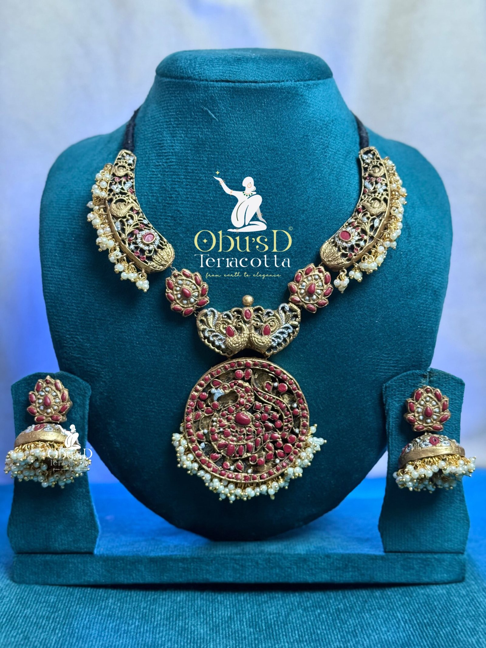 KUNDHAN WHITE BEAD NECKLACE