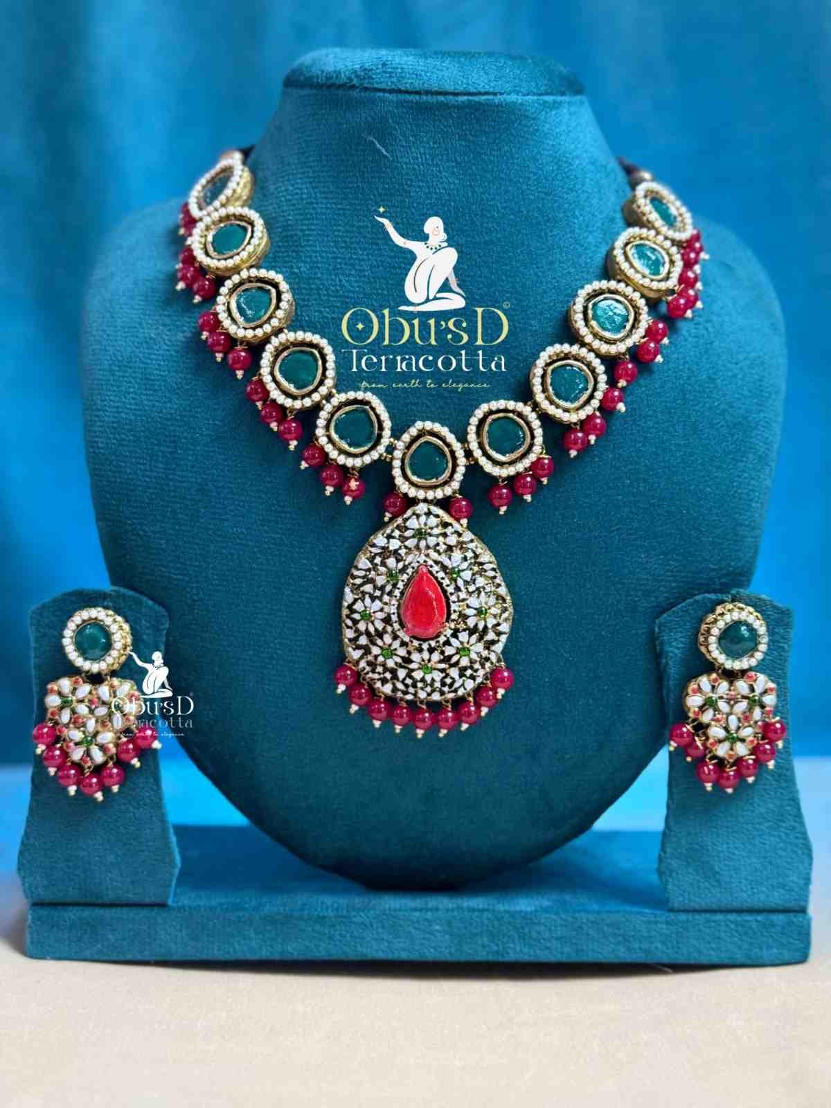 kundhan-polki-mid-length-haram