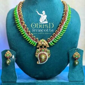 MULLAMOTTU WITH MANGO PENDENT