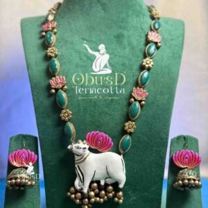 PICHWAI COW FUSION HARAM