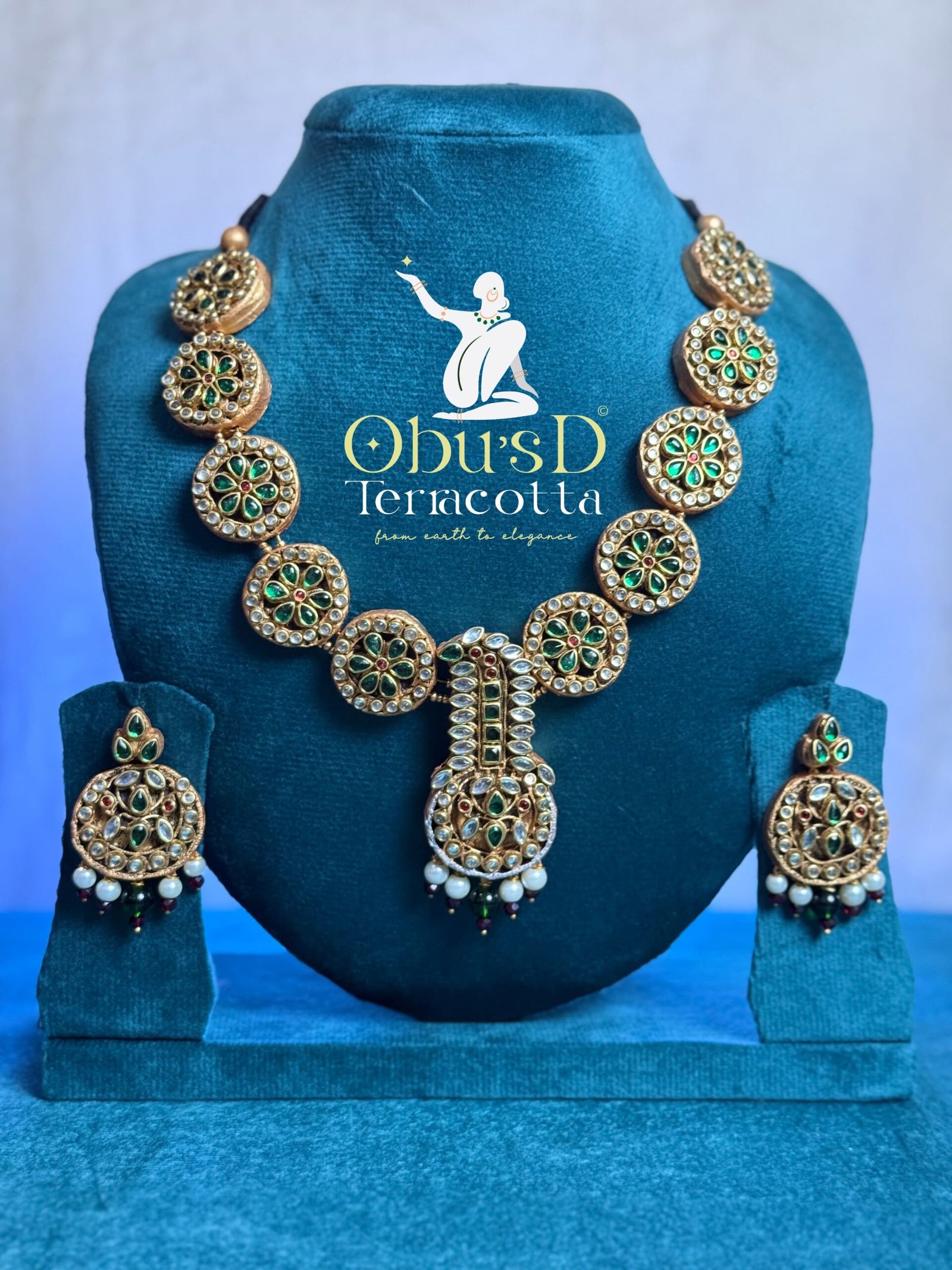 ROYAL GREEN KUNDHAN NECKLACE