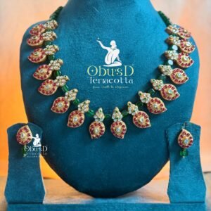 SMALL MANGO KUNDHAN NECKLACE