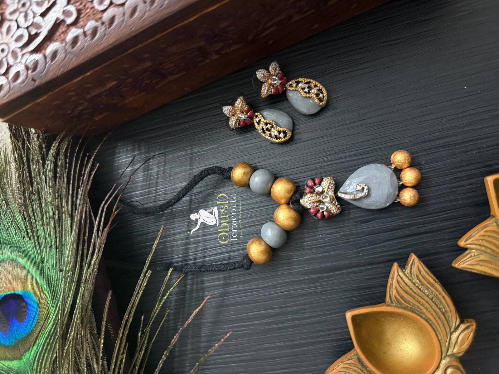 grey-antique-terracotta-jewelry-set