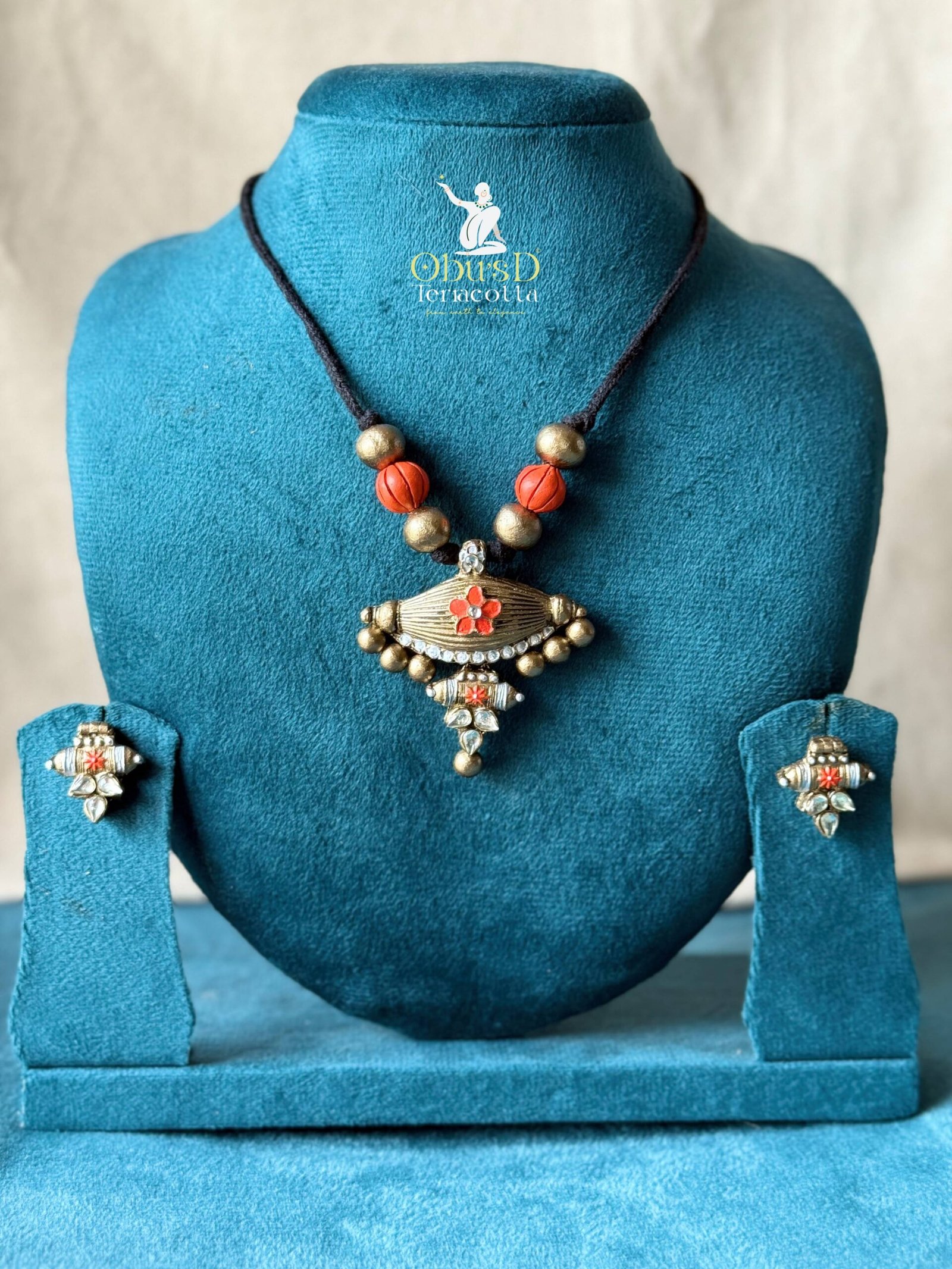 orange-accent-traditional-terracotta-jewelry-set