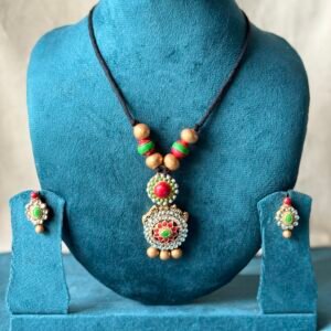 RED & GREEN FESTIVE TERRACOTTA JEWELRY SET