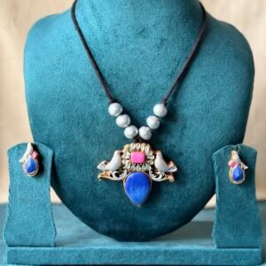 GRACEFUL BIRD BLUE PINK TERRACOTTA JEWELRY SET