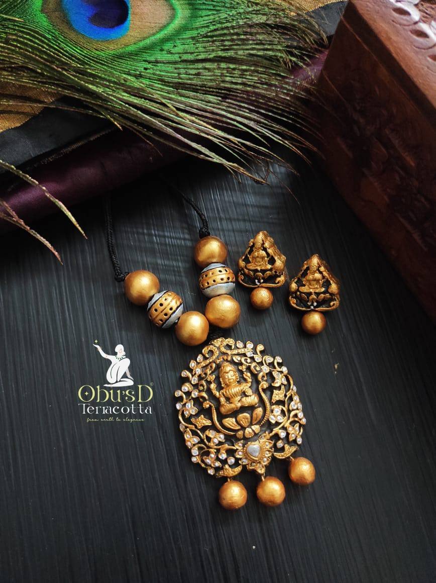 lakshmi-design-terracotta-jewelry-set